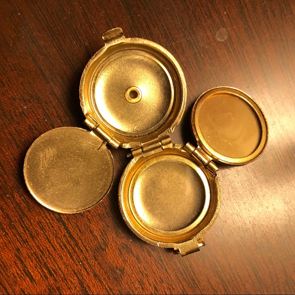 CAMEO PENDANT - Picture 3 of 5